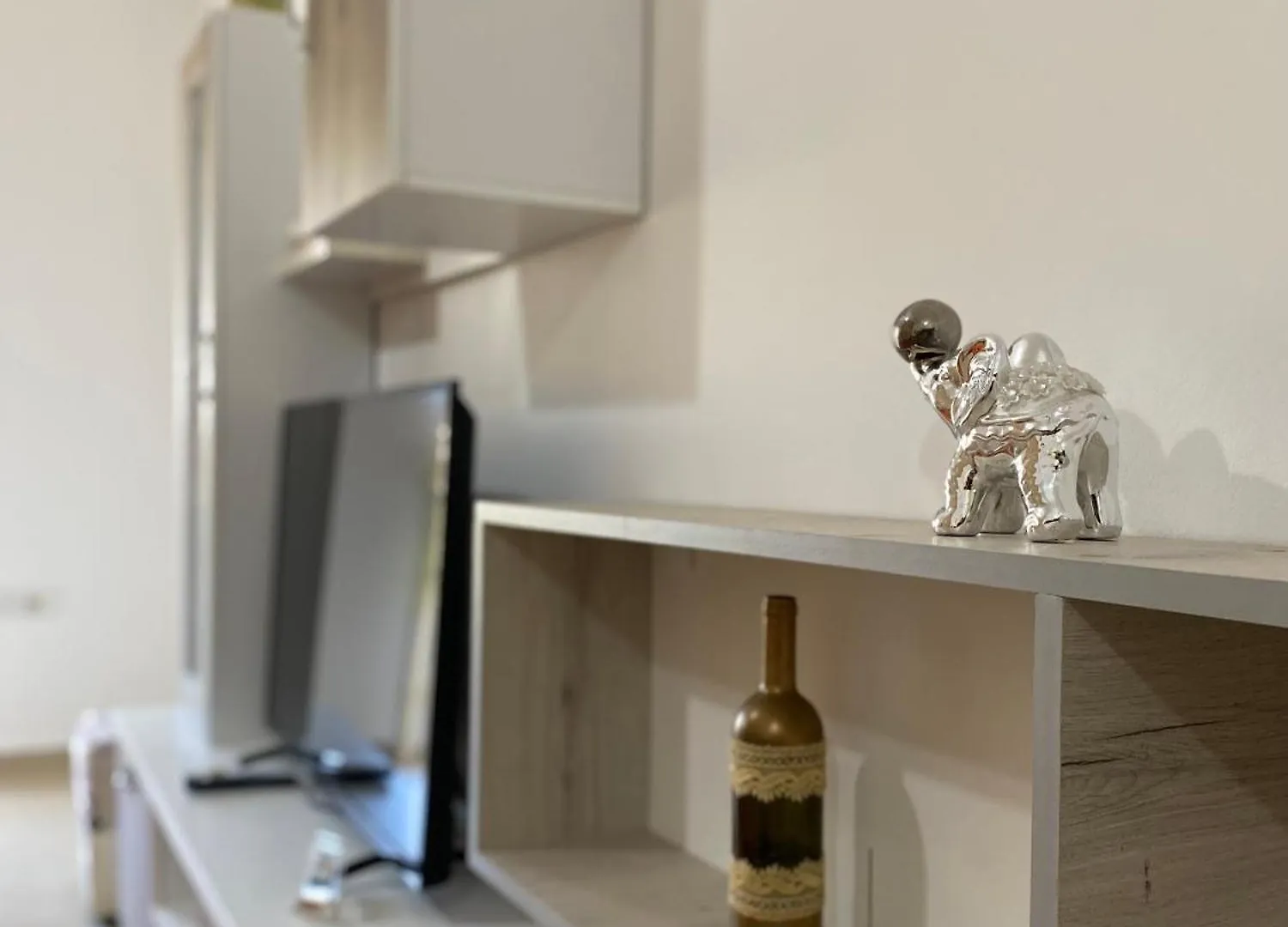 Aries Apartment Vlore Albania