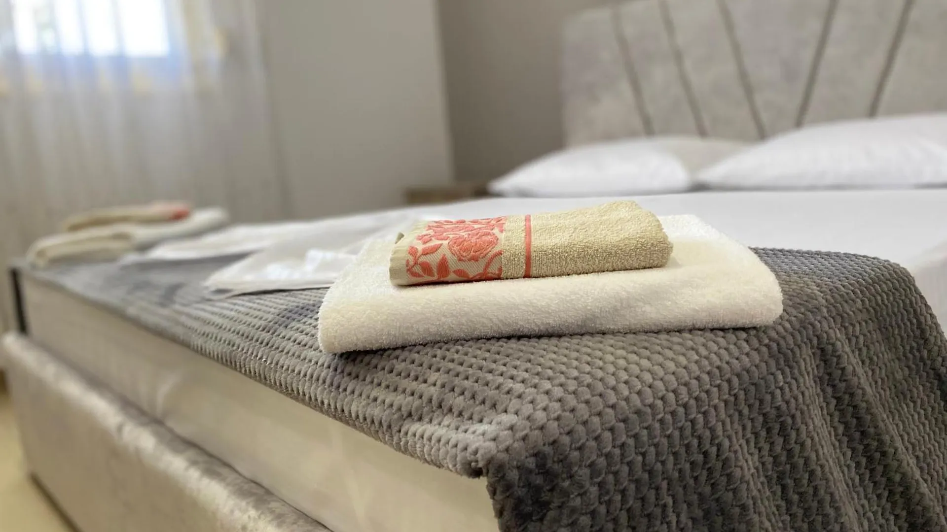 Aries Apartment Vlore